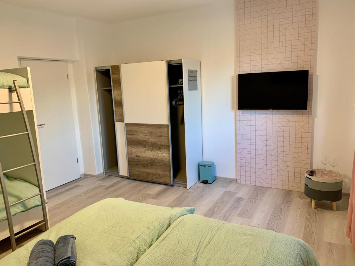 Rooms Optim Ptuj Exteriör bild
