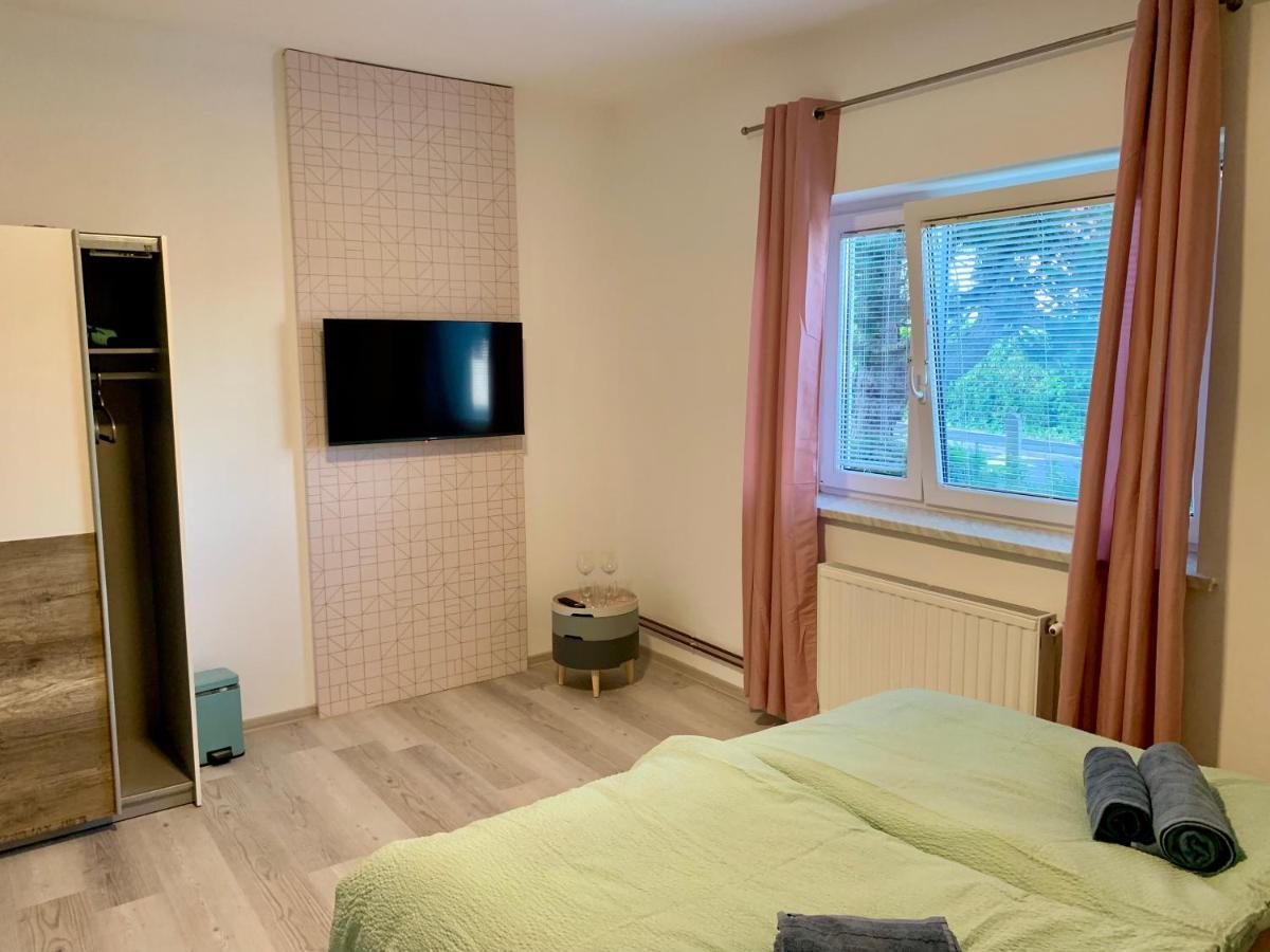 Rooms Optim Ptuj Exteriör bild
